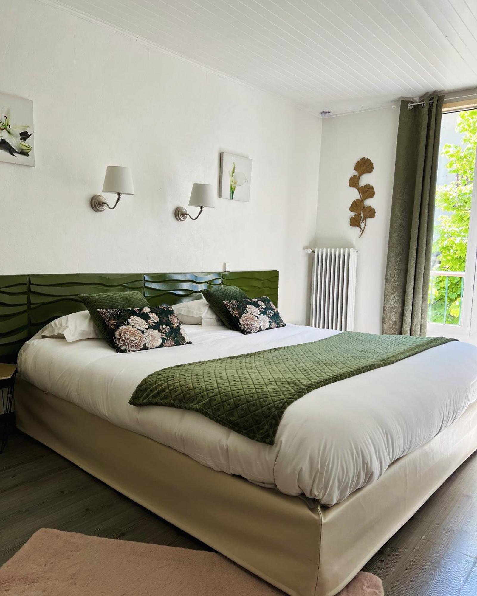 Le Grand Hotel Forcalquier Exterior foto